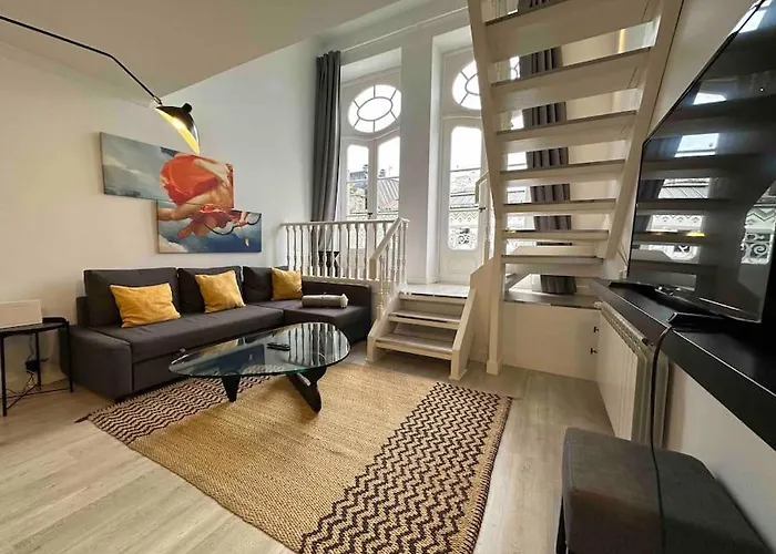 En Un Edificio Senorial: Duplex Totalmente Nuevo.