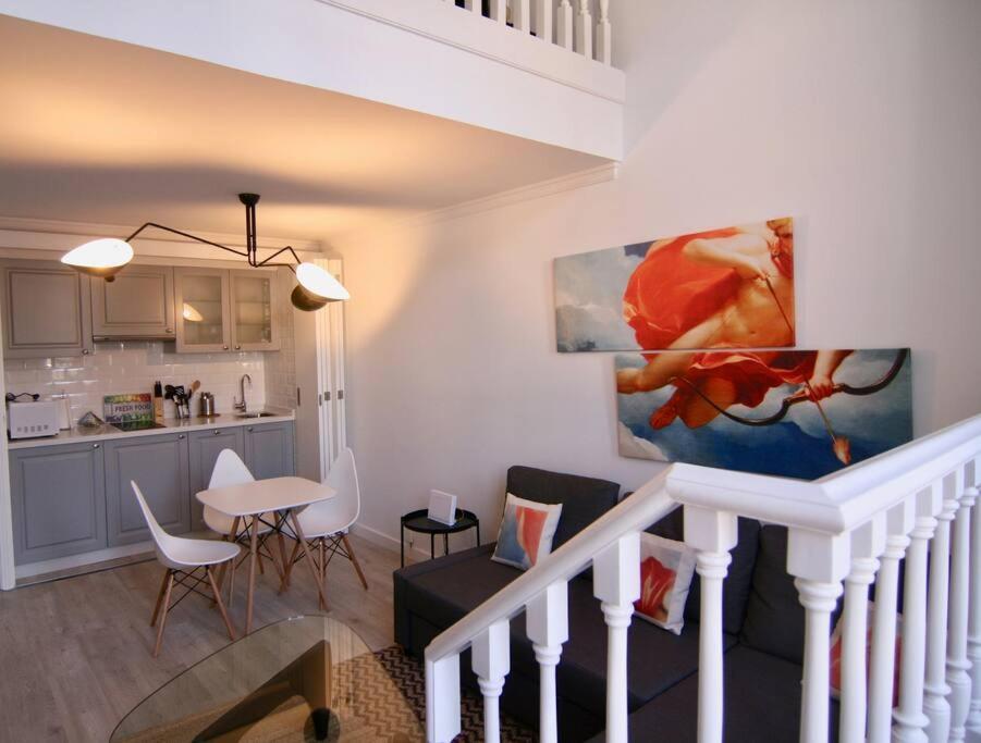 Appartement En Un Edificio Senorial: Duplex Totalmente Nuevo. Comarca de Vigo